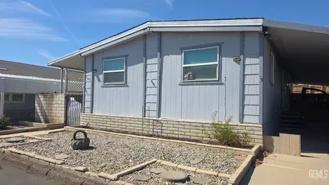 145 Love Ln, Bakersfield, CA 93308