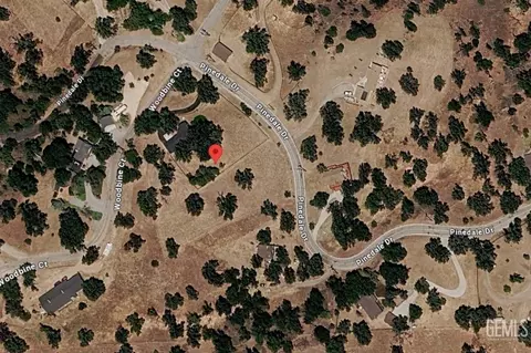 View/Area - 30880 Pinedale Dr, Tehachapi, CA 93561 photo 2 of 2