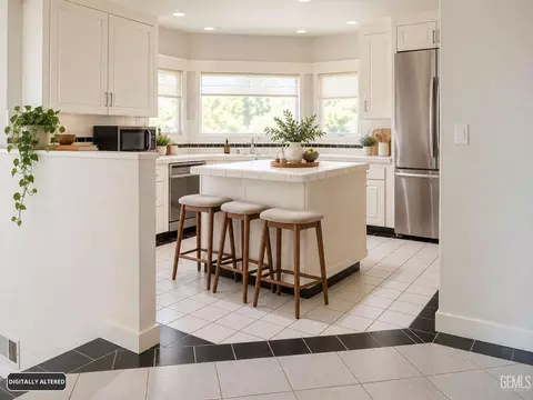 Kitchen - 30880 Pinedale Dr, Tehachapi, CA 93561 photo 1 of 8