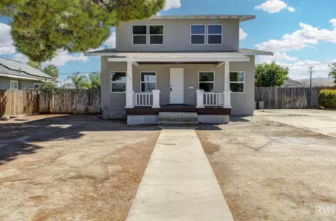 Exterior - 313 Chevron Pl, Taft, CA 93268 photo 4 of 12