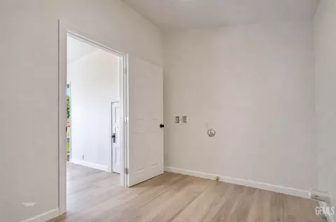 Other - 313 Chevron Pl, Taft, CA 93268 photo 4 of 6