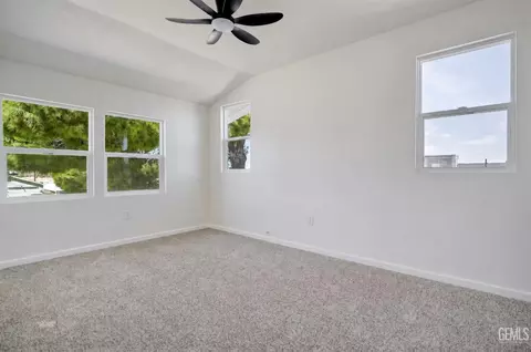 Bedroom - 313 Chevron Pl, Taft, CA 93268 photo 4 of 6