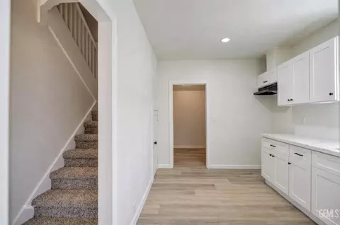 Entry Way - 313 Chevron Pl, Taft, CA 93268 photo 1 of 6