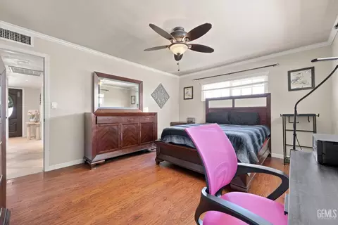 Bedroom - 1832 9th Pl, Wasco, CA 93280 photo 2 of 5