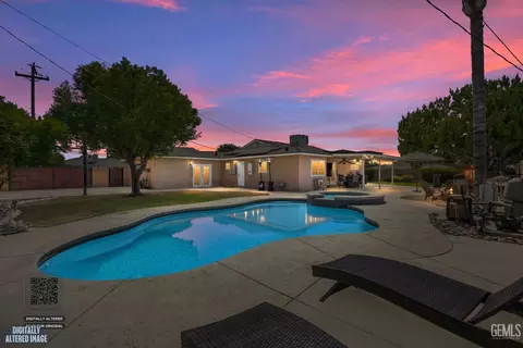 Exterior - 1832 9th Pl, Wasco, CA 93280 photo 10 of 16