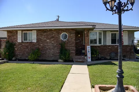 903 Alandale Ave, Bakersfield, CA 93308