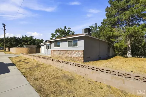 Other - 121 N Davis St, Tehachapi, CA 93561 photo 1 of 4