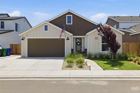 3217 Golden Trails Ln, Shafter, CA 93263