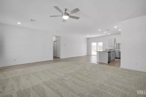 Living - 1204 Nectar Pl, Shafter, CA 93263 photo 3 of 3