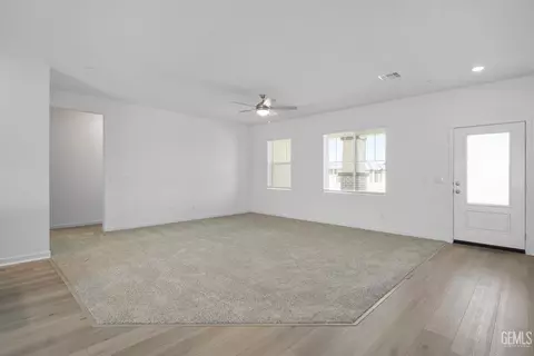 Living - 1204 Nectar Pl, Shafter, CA 93263 photo 1 of 3