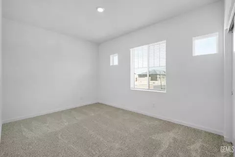 Bedroom - 1204 Nectar Pl, Shafter, CA 93263 photo 3 of 5