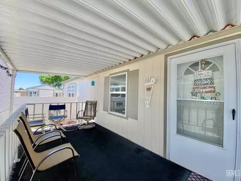 Exterior - 600 S Dennison Rd #123, Tehachapi, CA 93561 photo 6 of 13