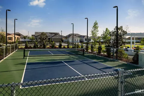 View/Area - 2116 Silkstone Ct, Bakersfield, CA 93311 photo 5 of 5