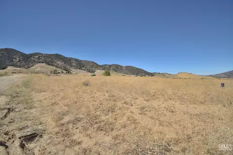 19281 Ottawa Dr, Tehachapi, CA 63561 photo 7