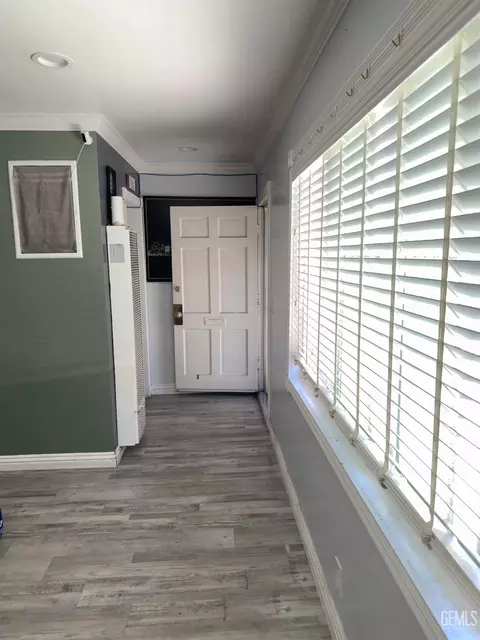 Entry Way - 419 W Kamala St, Oxnard, CA 93033 photo 1 of 1