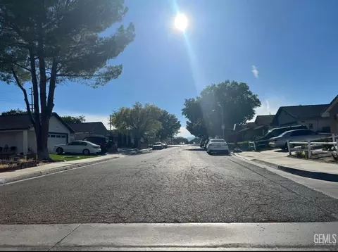 3530 Spice St, Lancaster, CA 93536 photo 5