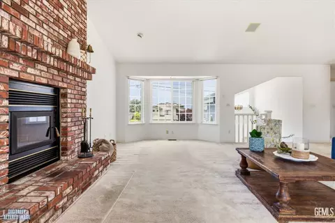 Living - 2560 Elm Ave, Morro Bay, CA 93442 photo 6 of 10