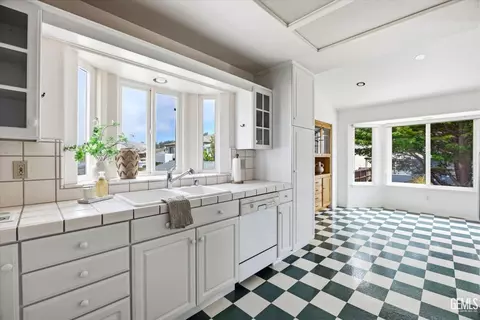 Kitchen - 2560 Elm Ave, Morro Bay, CA 93442 photo 1 of 4