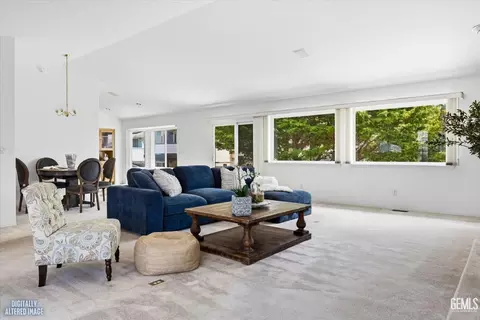 Living - 2560 Elm Ave, Morro Bay, CA 93442 photo 4 of 10