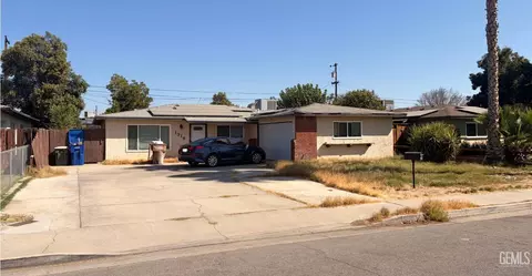 1316 Falcon Ave, Bakersfield, CA 93304