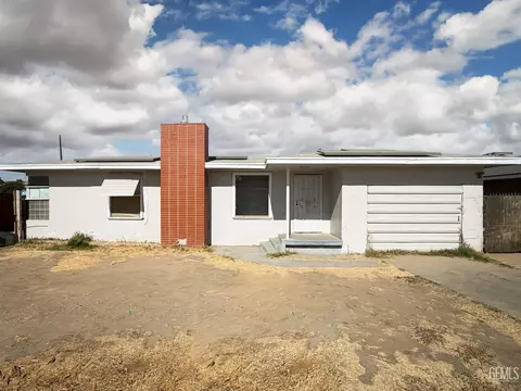 2396 Brite St, Bakersfield, CA 93304