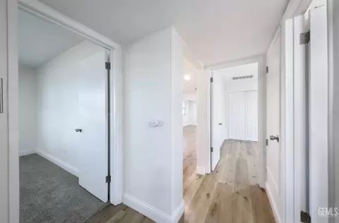 Entry Way - 3801 Hoffman Ave, Bakersfield, CA 93309 photo 1 of 2