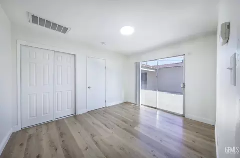 Bedroom - 3801 Hoffman Ave, Bakersfield, CA 93309 photo 1 of 5