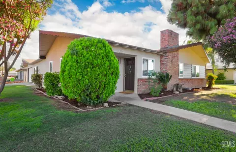 Exterior - 3801 Hoffman Ave, Bakersfield, CA 93309 photo 6 of 6