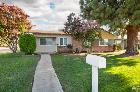 Other - 3801 Hoffman Ave, Bakersfield, CA 93309 photo 2 of 5