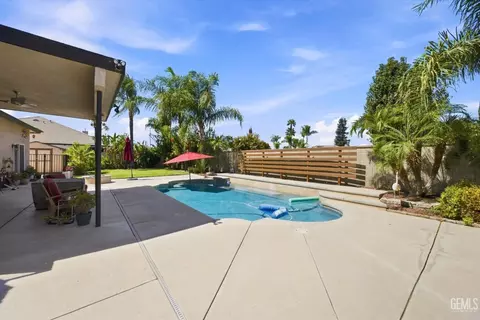 Exterior - 15954 Screaming Eagle Ave, Bakersfield, CA 93314 photo 7 of 13