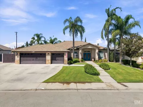 Exterior - 15954 Screaming Eagle Ave, Bakersfield, CA 93314 photo 3 of 13
