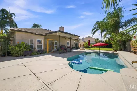 Exterior - 15954 Screaming Eagle Ave, Bakersfield, CA 93314 photo 8 of 13