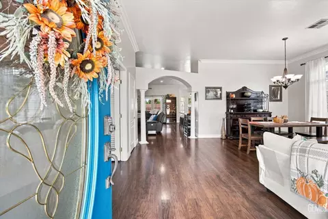 Entry Way - 15954 Screaming Eagle Ave, Bakersfield, CA 93314 photo 1 of 2
