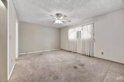 Bedroom - 22308 Corral Ct, Tehachapi, CA 93561 photo 4 of 4