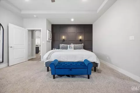 Bedroom - 410 Rosehaven Ln, Tehachapi, CA 93561 photo 2 of 10