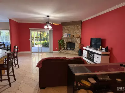 Living - 9705 Commodore Dr, Bakersfield, CA 93312 photo 1 of 1