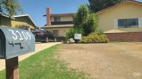 3109 Pesante Rd, Bakersfield, CA 93306