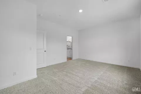 Bedroom - 1240 Acala Ct, Shafter, CA 93263 photo 1 of 4