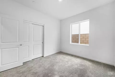 Bedroom - 1200 Nectar Pl, Shafter, CA 93263 photo 2 of 4