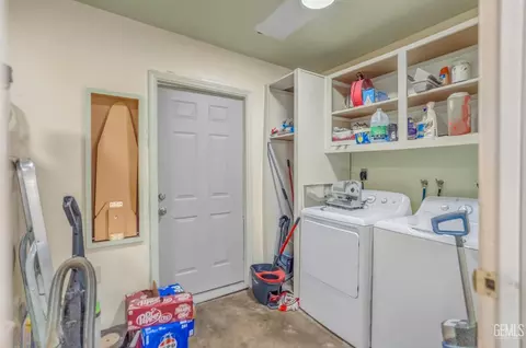 Other - 27509 Pine St, Taft, CA 93268 photo 8 of 19