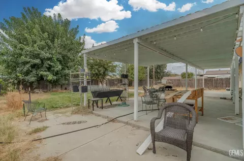 Other - 27509 Pine St, Taft, CA 93268 photo 15 of 19