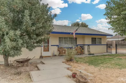 Other - 27509 Pine St, Taft, CA 93268 photo 3 of 19