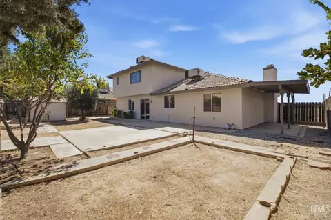 Exterior - 1827 5th Ave, Delano, CA 93215 photo 6 of 6