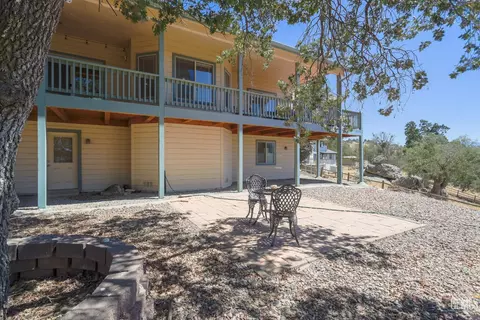 Exterior - 24181 Martingale Way, Tehachapi, CA 93561 photo 8 of 9