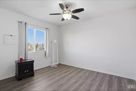 Bedroom - 5406 Mensen Dr, Bakersfield, CA 93313 photo 1 of 3