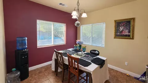 Dining - 2001 Bloomfield Ave, Wasco, CA 93280 photo 4 of 4