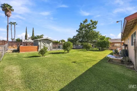 Exterior - 314 Atkinson Ave, Shafter, CA 93263 photo 12 of 13