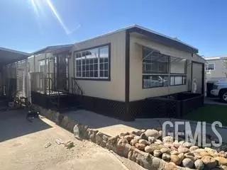394 Petrol Rd, Bakersfield, CA 93308