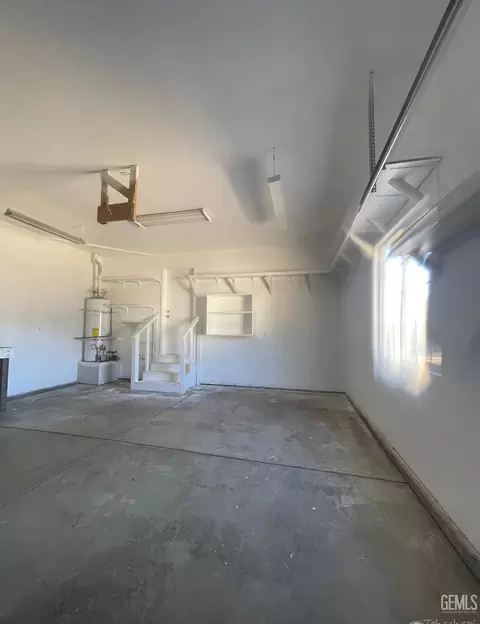 Other - 23441 Lakeview Dr, Tehachapi, CA 93561 photo 5 of 9