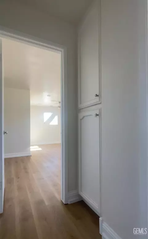 Entry Way - 23441 Lakeview Dr, Tehachapi, CA 93561 photo 1 of 1